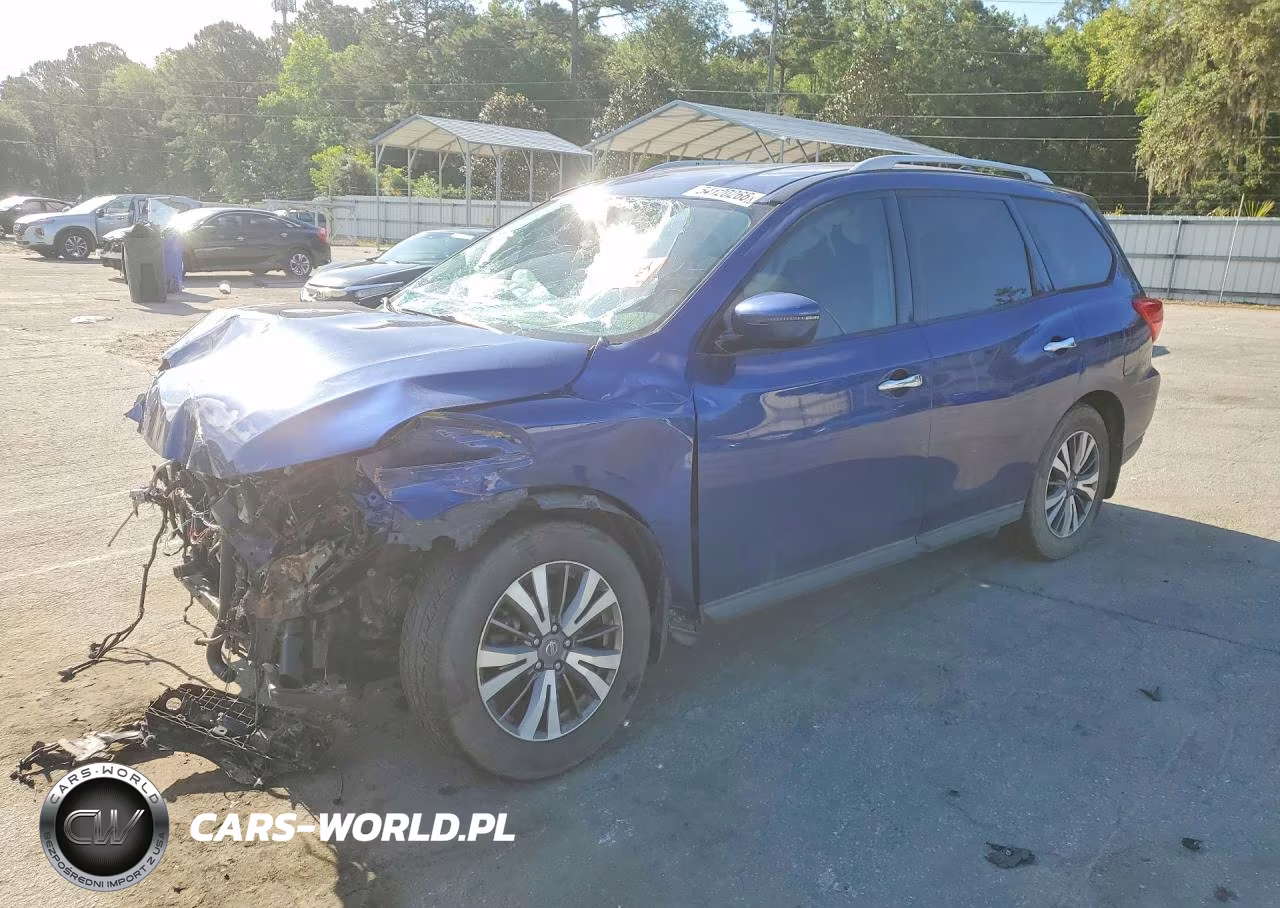 2020 Nissan Pathfinder Sv