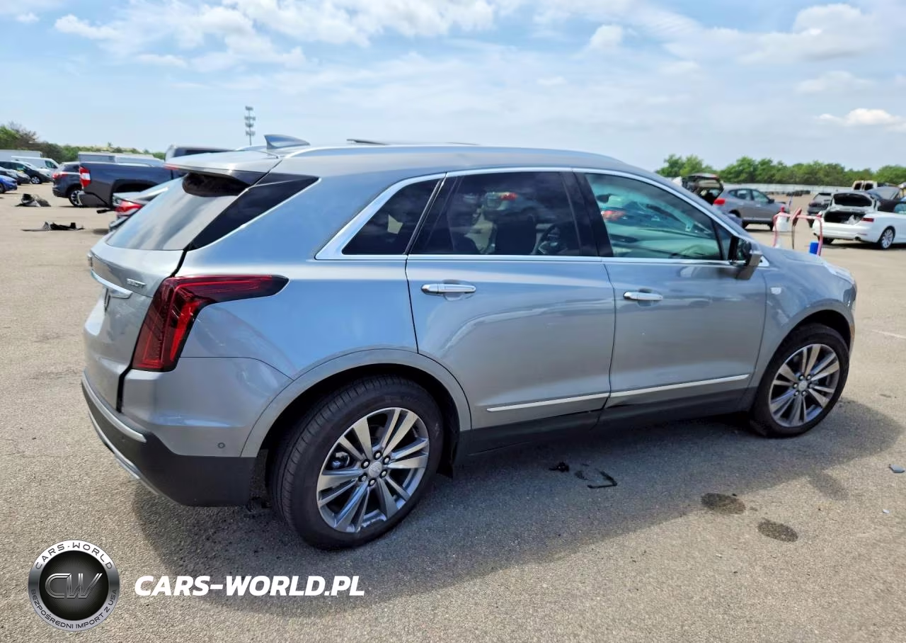 2026 Cadillac Xt5 Premium Luxury VIN:1GYKNDR46TZ106406 - 3