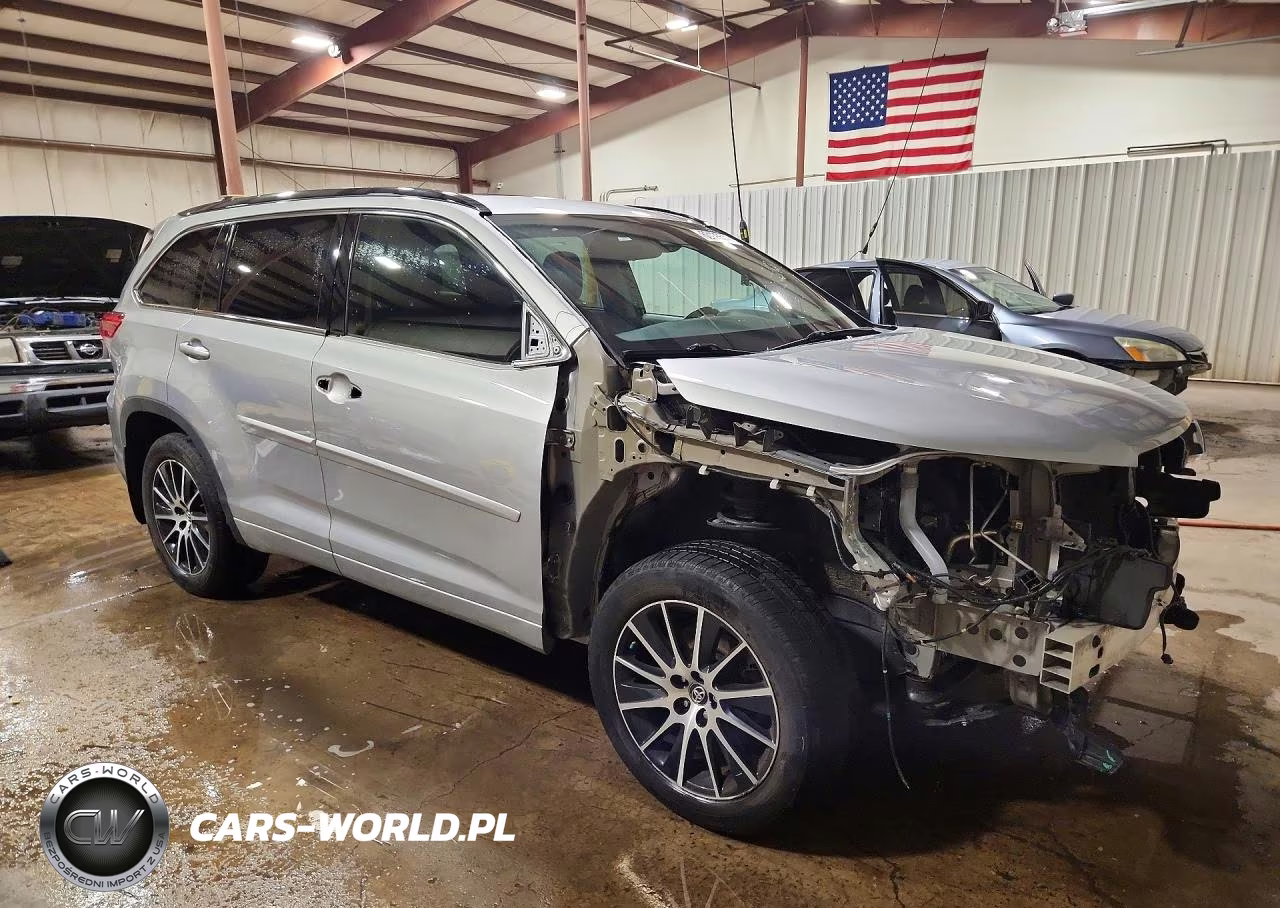 2017 Toyota Highlander Se VIN:5TDJZRFH3HS419724 - 4