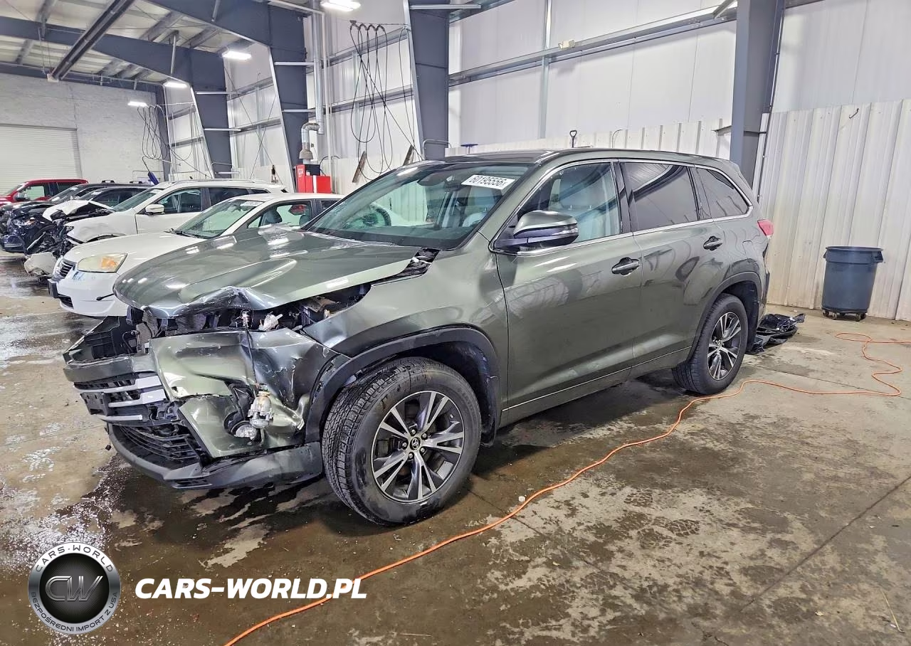 2018 Toyota Highlander Le Plus