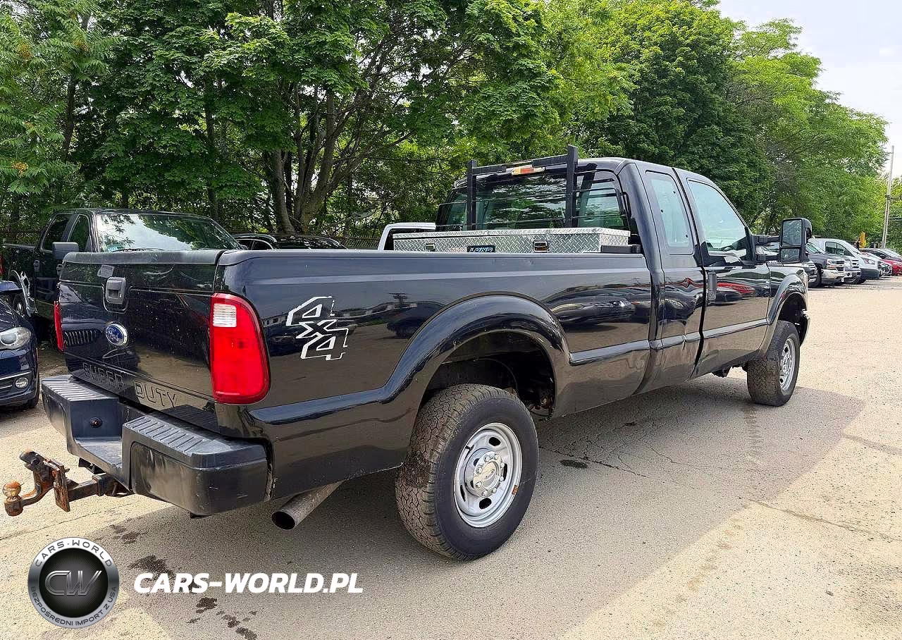 2016 Ford F250 Super Duty VIN:1FT7X2B62GED10235 - 4