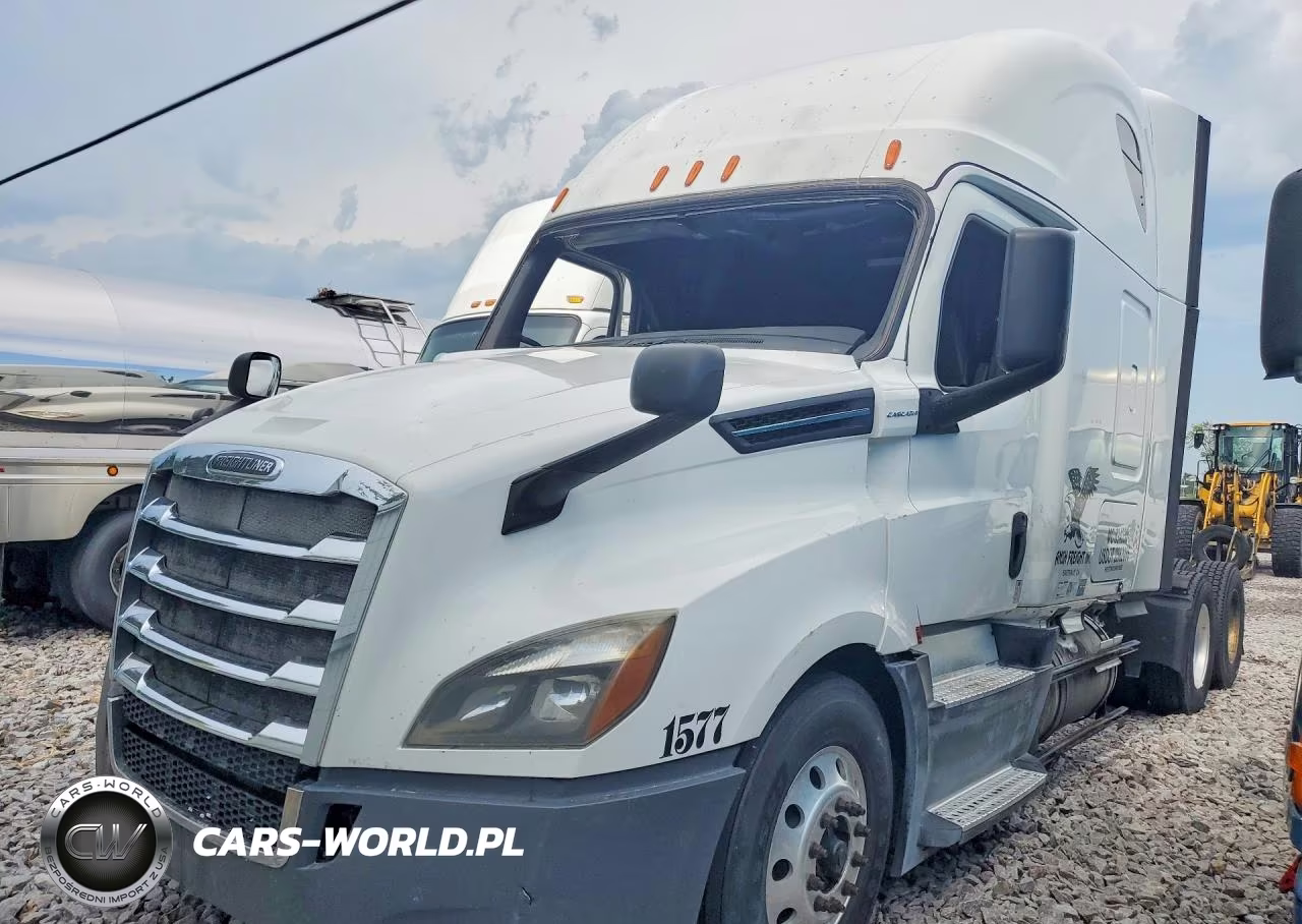 2019 Freightliner Cascadia 126 Semi Truck