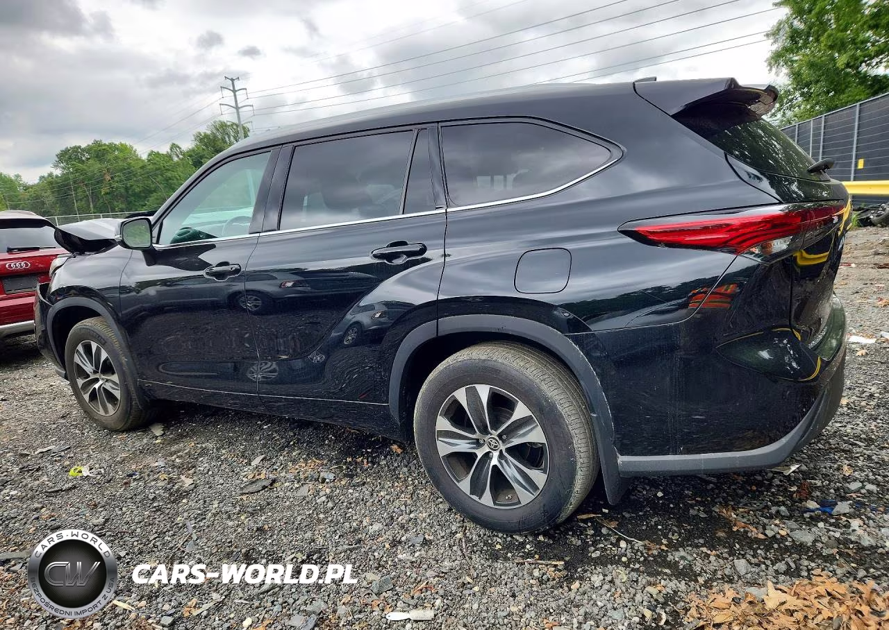2021 Toyota Highlander Xle VIN:5TDGZRBH7MS123986 - 2