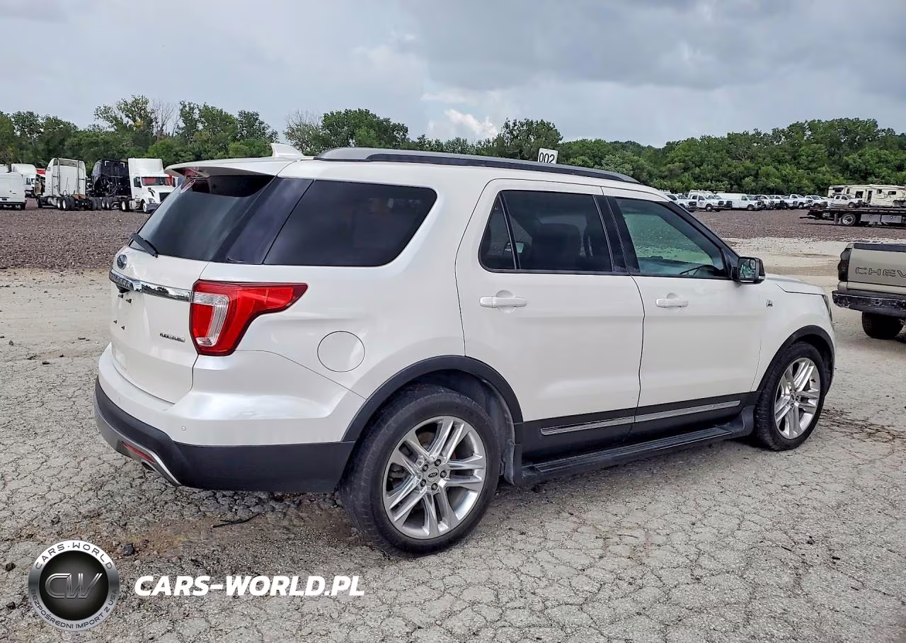 2016 Ford Explorer Xlt VIN:1FM5K7D89GGB62294 - 3