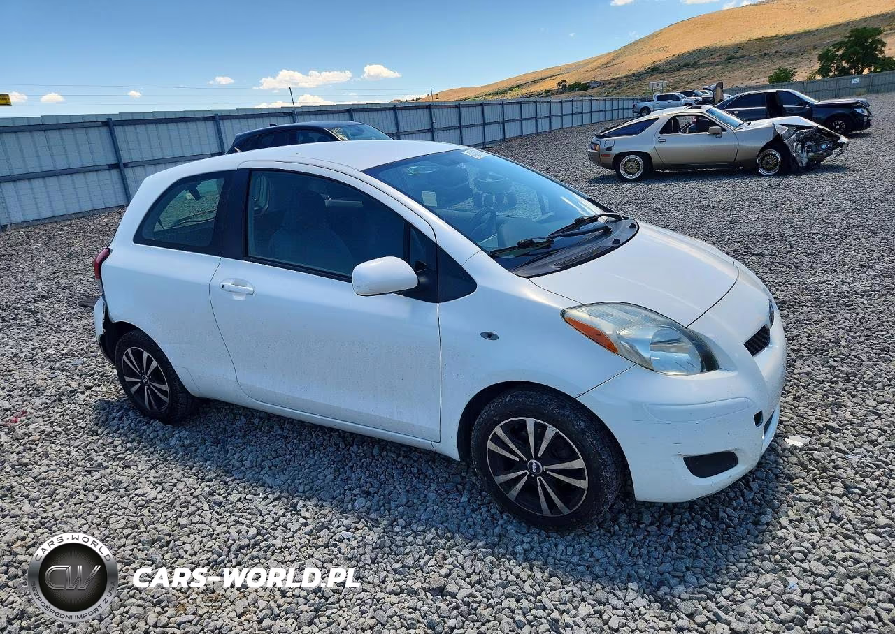 2010 Toyota Yaris Base VIN:JTDJT4K33A5319620 - 4