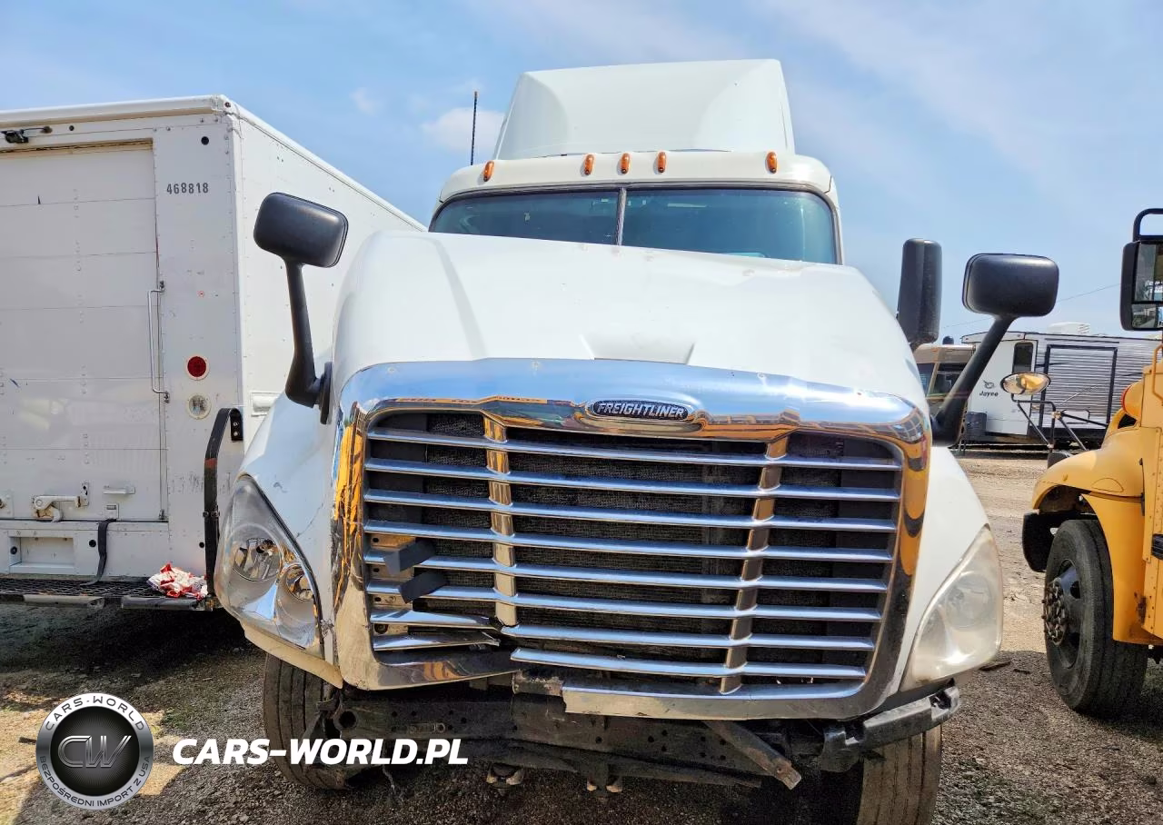 2018 Freightliner Cascadia 1 - Semi Truck VIN:3AKJGEDV3JSJW1569 - 5