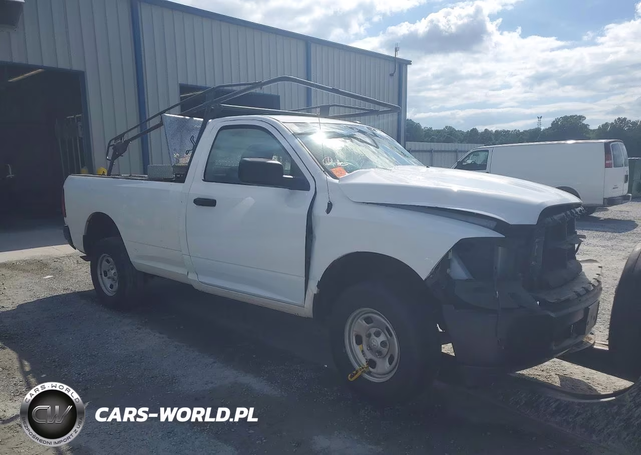 2021 Ram 1500 Classic Tradesman VIN:3C6JR6DG6MG705303 - 4