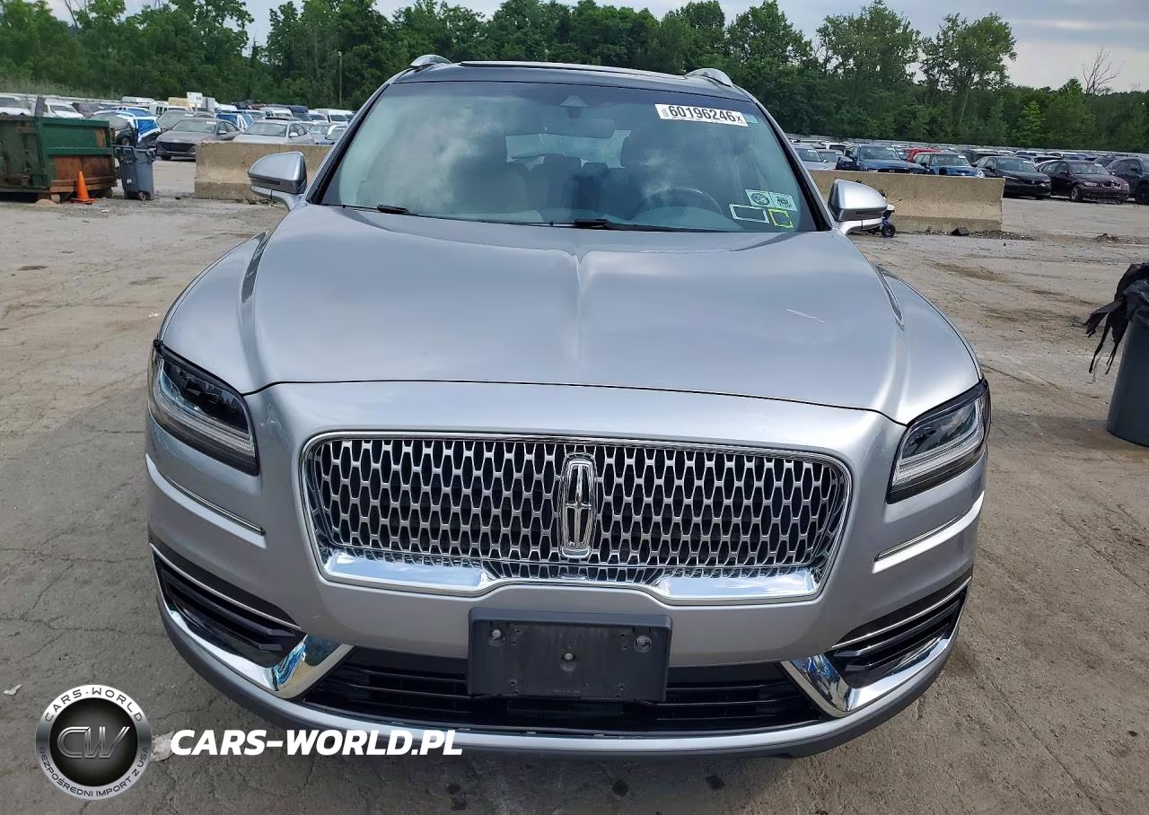 2020 Lincoln Nautilus Reserve VIN:2LMPJ8K9XLBL19916 - 5