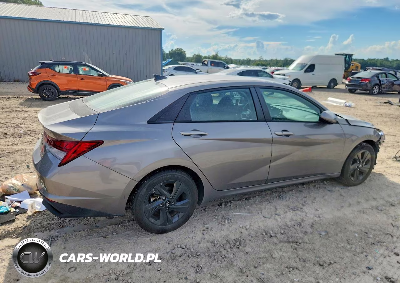 2021 Hyundai Elantra Blue VIN:KMHLM4AJ6MU006296 - 3