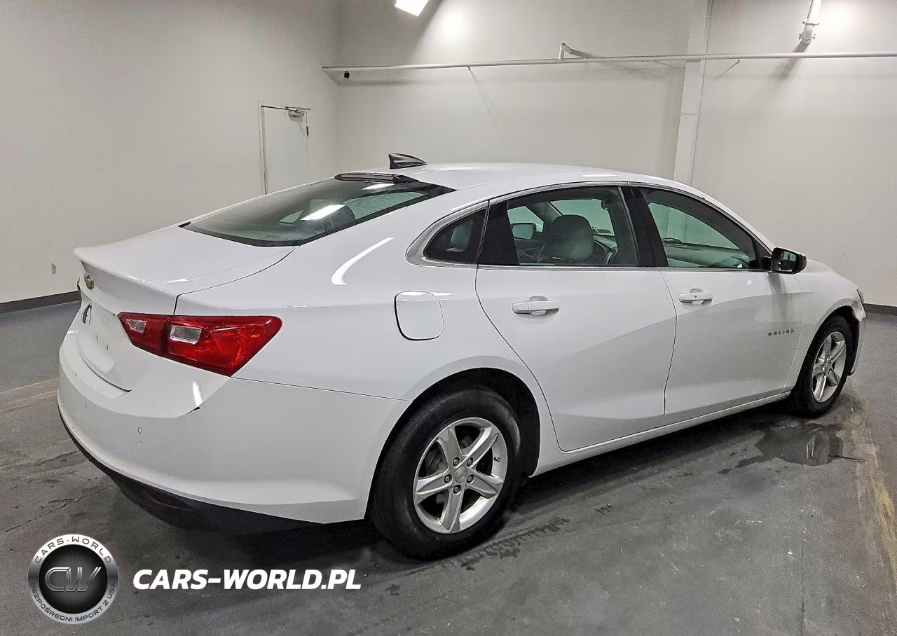 2020 Chevrolet Malibu Ls VIN:1G1ZC5ST7LF157618 - 3