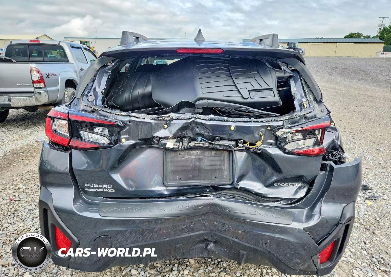 2024 Subaru Crosstrek Premium VIN:JF2GUADC4R8909310 - 6