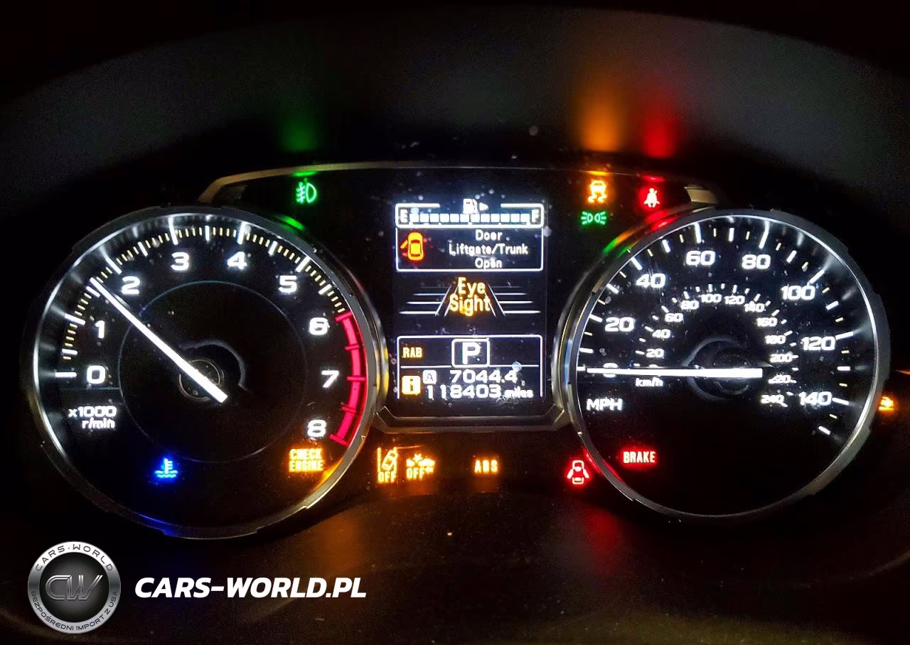 2018 Subaru Forester 2.5I Touring VIN:JF2SJAWC6JH427832 - 9