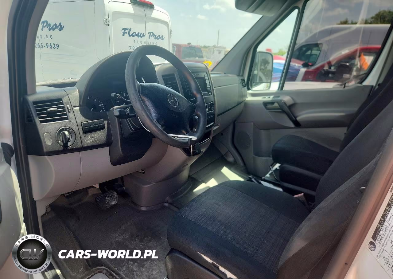 2018 Mercedes-Benz Sprinter 2500 Delivery Van VIN:WD3PE8CD1JP583520 - 8