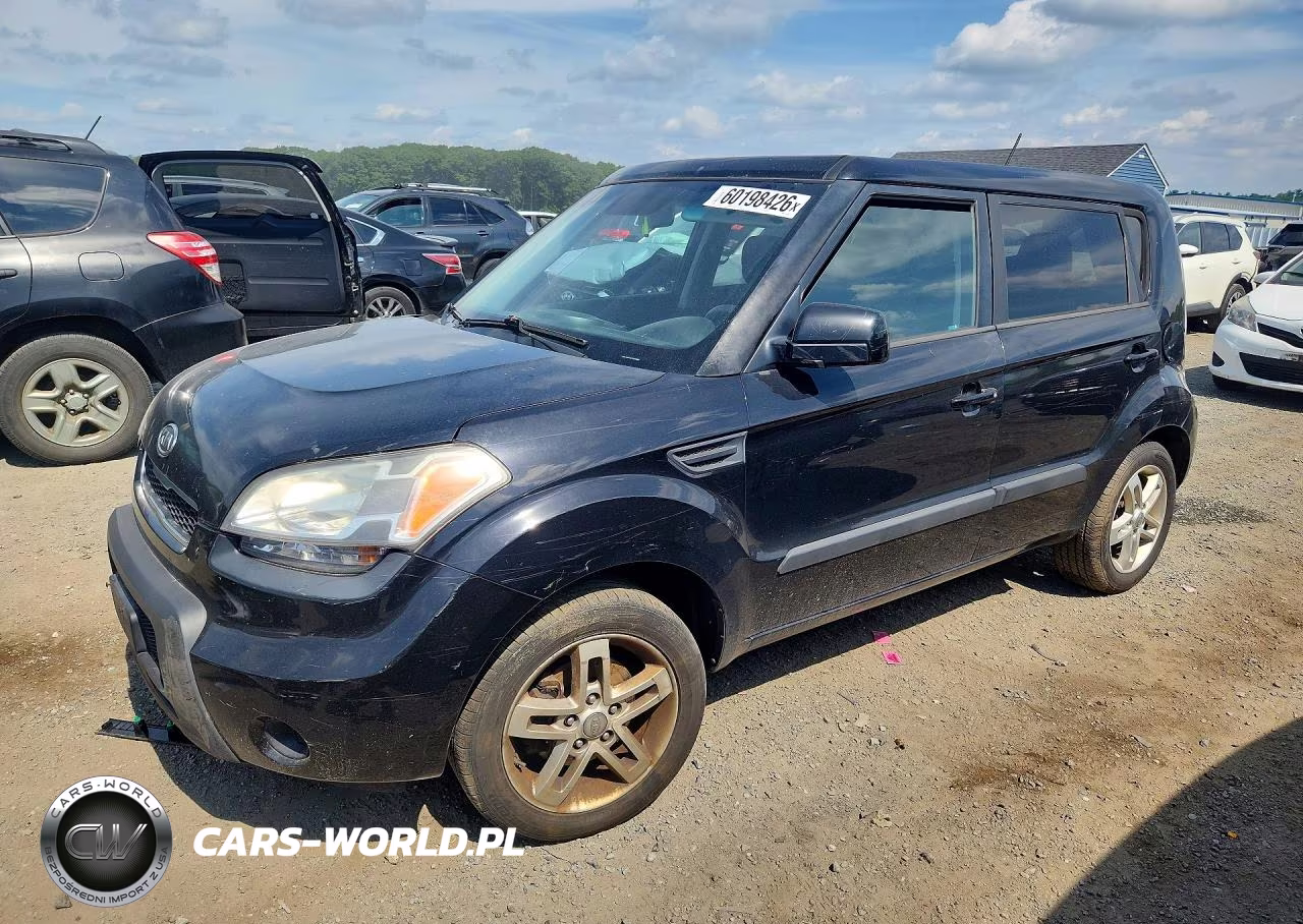 2011 Kia Soul +