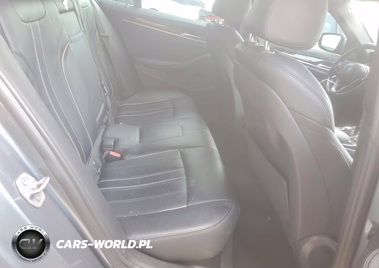 2017 BMW 530 Xi VIN:WBAJA7C3XHG906821 - 10