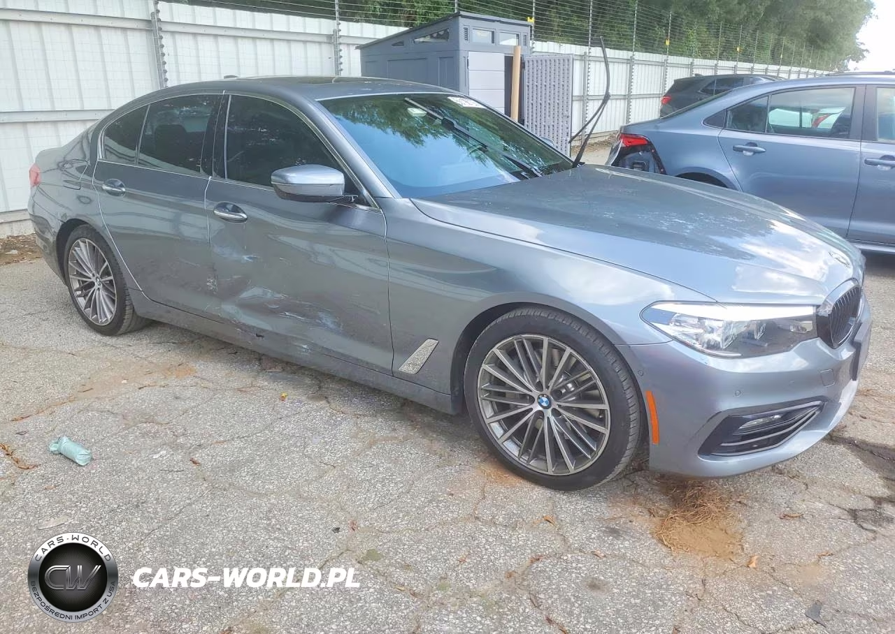 2017 BMW 530 Xi VIN:WBAJA7C3XHG906821 - 4