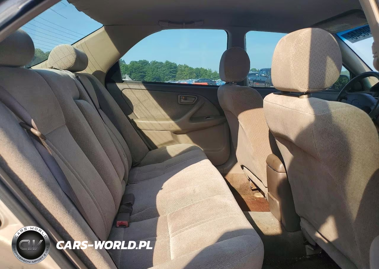 2001 Toyota Camry Le VIN:4T1BG22K91U028948 - 10