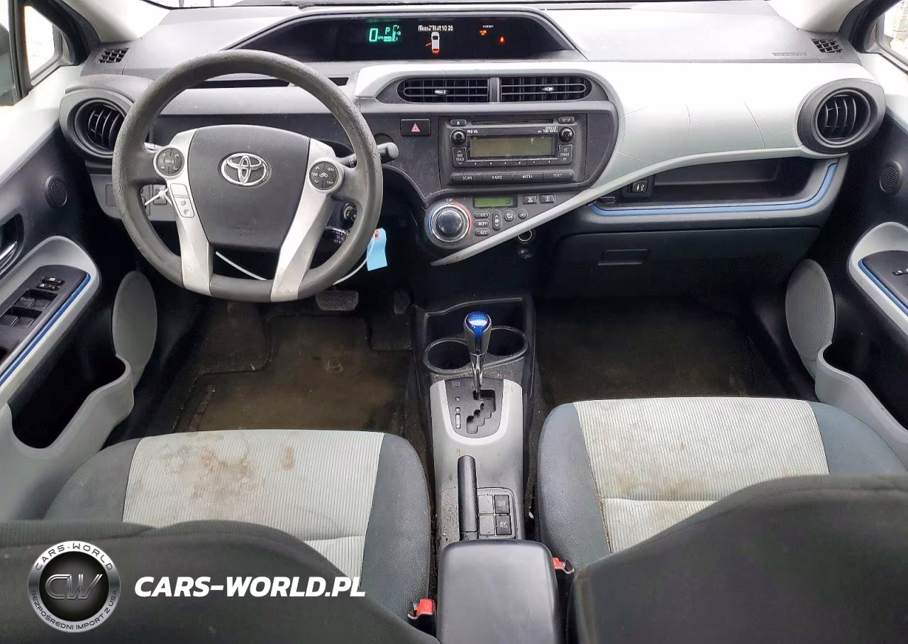 2012 Toyota Prius C Two VIN:JTDKDTB31C1506019 - 8