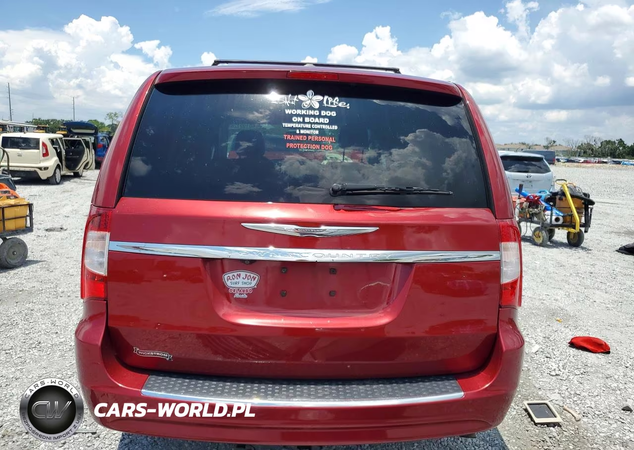 2014 Chrysler Town & Country Touring VIN:2C4RC1BG8ER228193 - 6