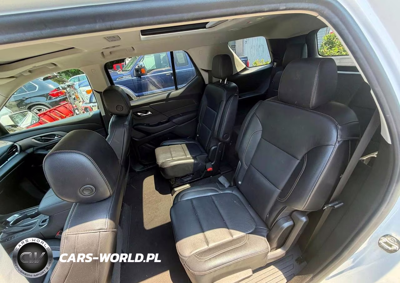 2019 Chevrolet Traverse Lt VIN:1GNEVHKW6KJ137777 - 6