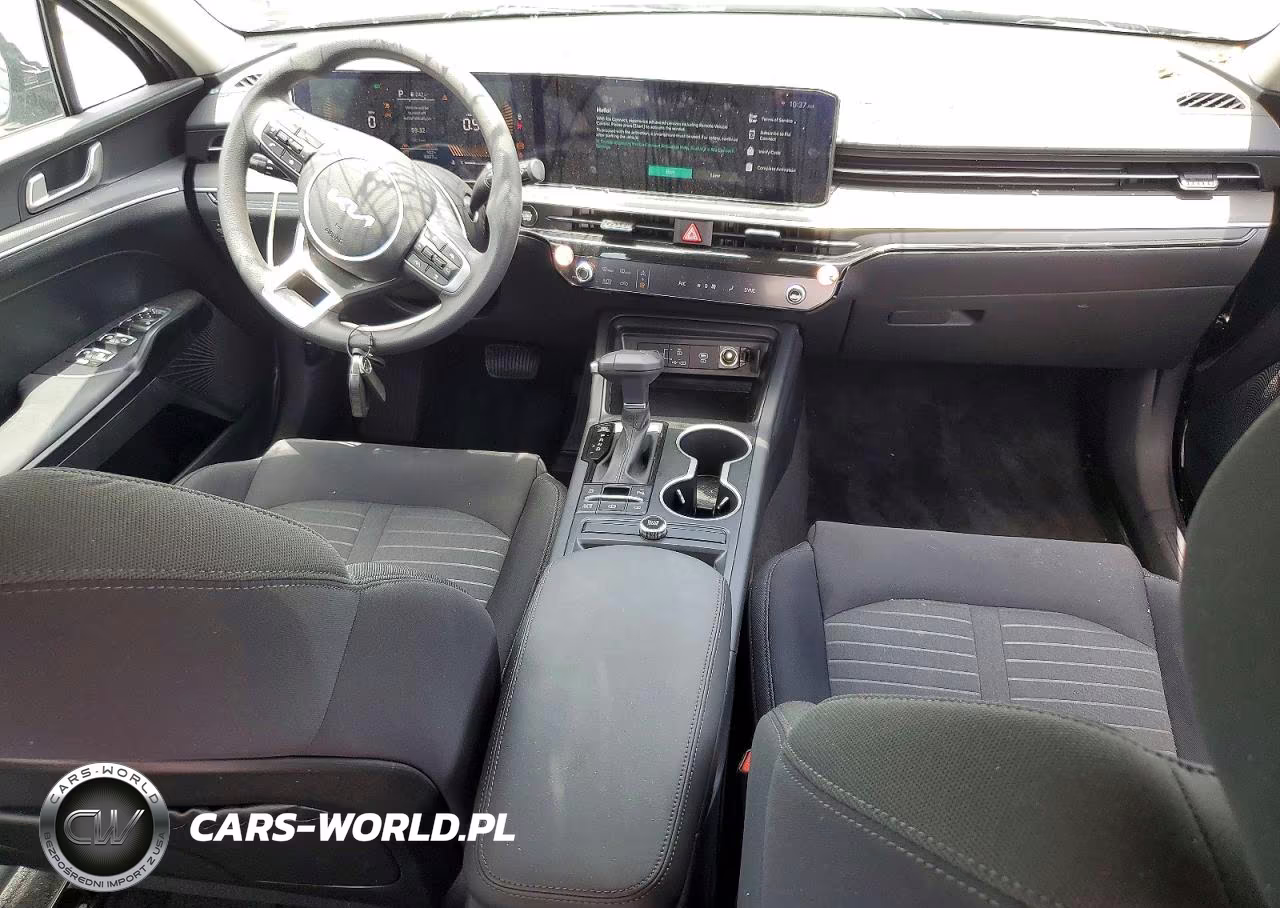 2026 Kia K5 Lxs VIN:KNAG24J7XT5480127 - 8