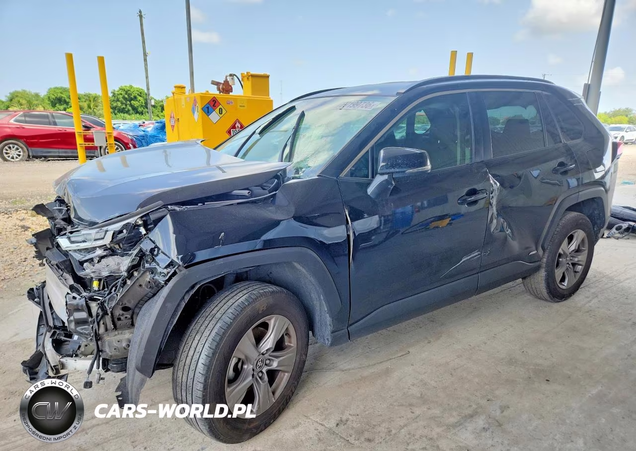 2024 Toyota Rav4 Hybrid Xle – zdjęcie 1 z 14