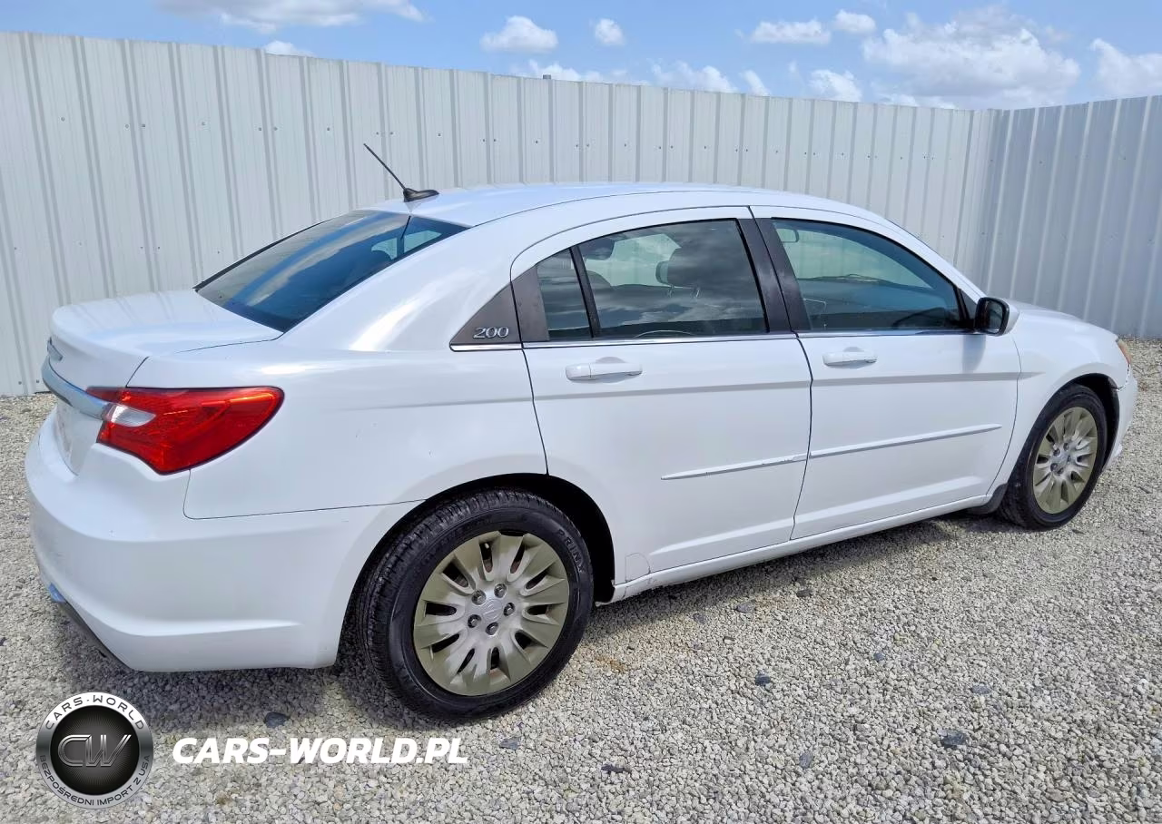 2012 Chrysler 200 Lx VIN:1C3CCBABXCN273247 - 3