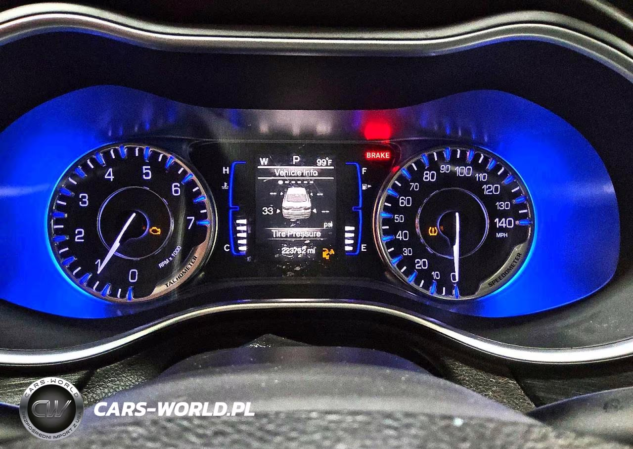 2015 Chrysler 200 Limited VIN:1C3CCCAB0FN670007 - 9