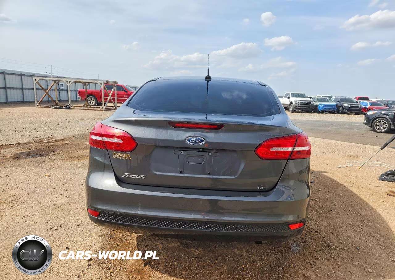 2018 Ford Focus Se VIN:1FADP3FE9JL284803 - 6