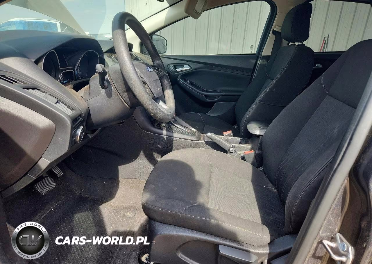2018 Ford Focus Se VIN:1FADP3FE9JL284803 - 7