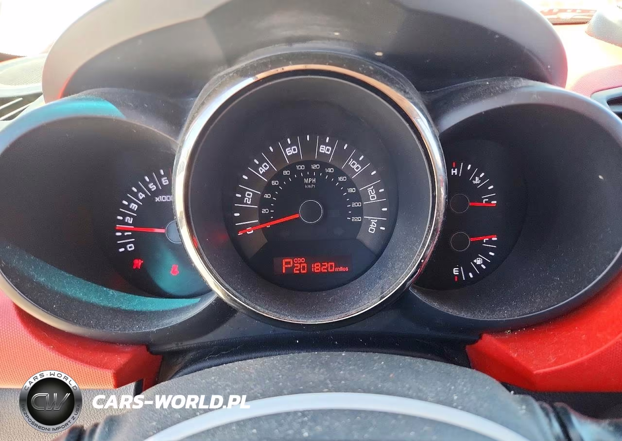 2011 Kia Soul Sport VIN:KNDJT2A23B7720846 - 9