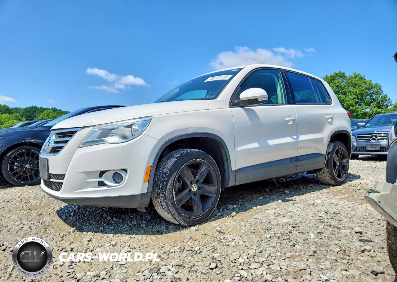 2011 Volkswagen Tiguan S VIN:WVGBV7AX9BW543227 - 1