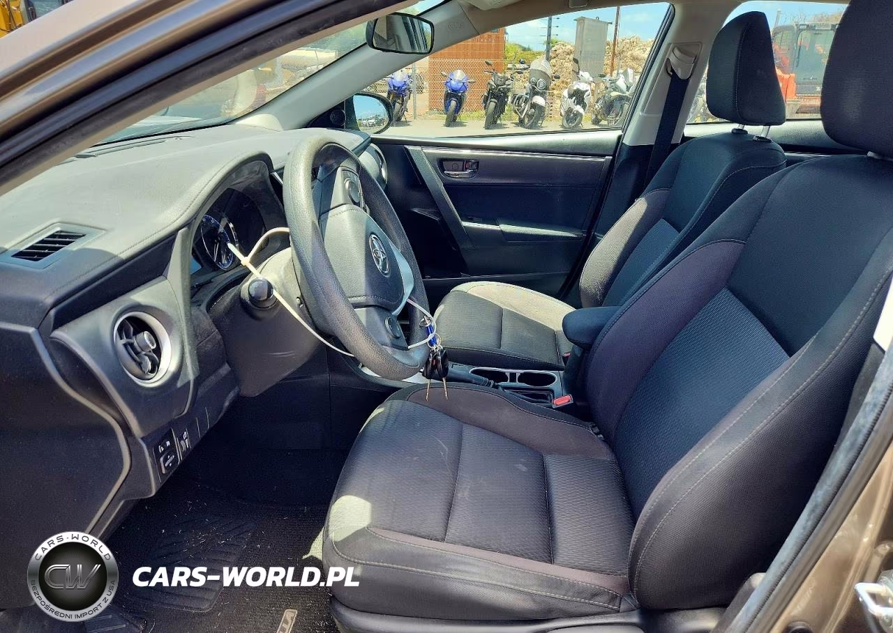 2017 Toyota Corolla L VIN:5YFBURHE6HP731423 - 7