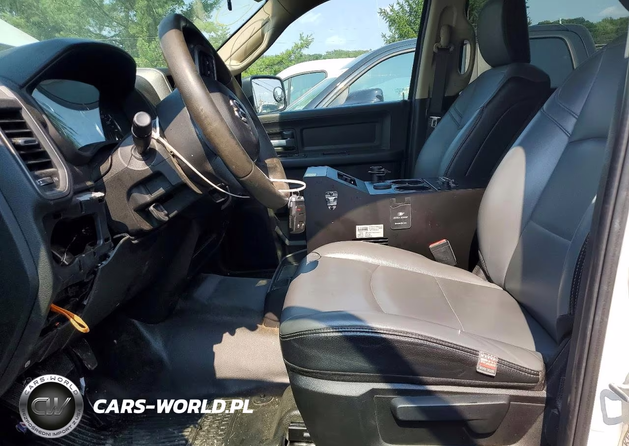 2019 Ram 2500 Tradesman VIN:3C6UR5HJ3KG604147 - 7