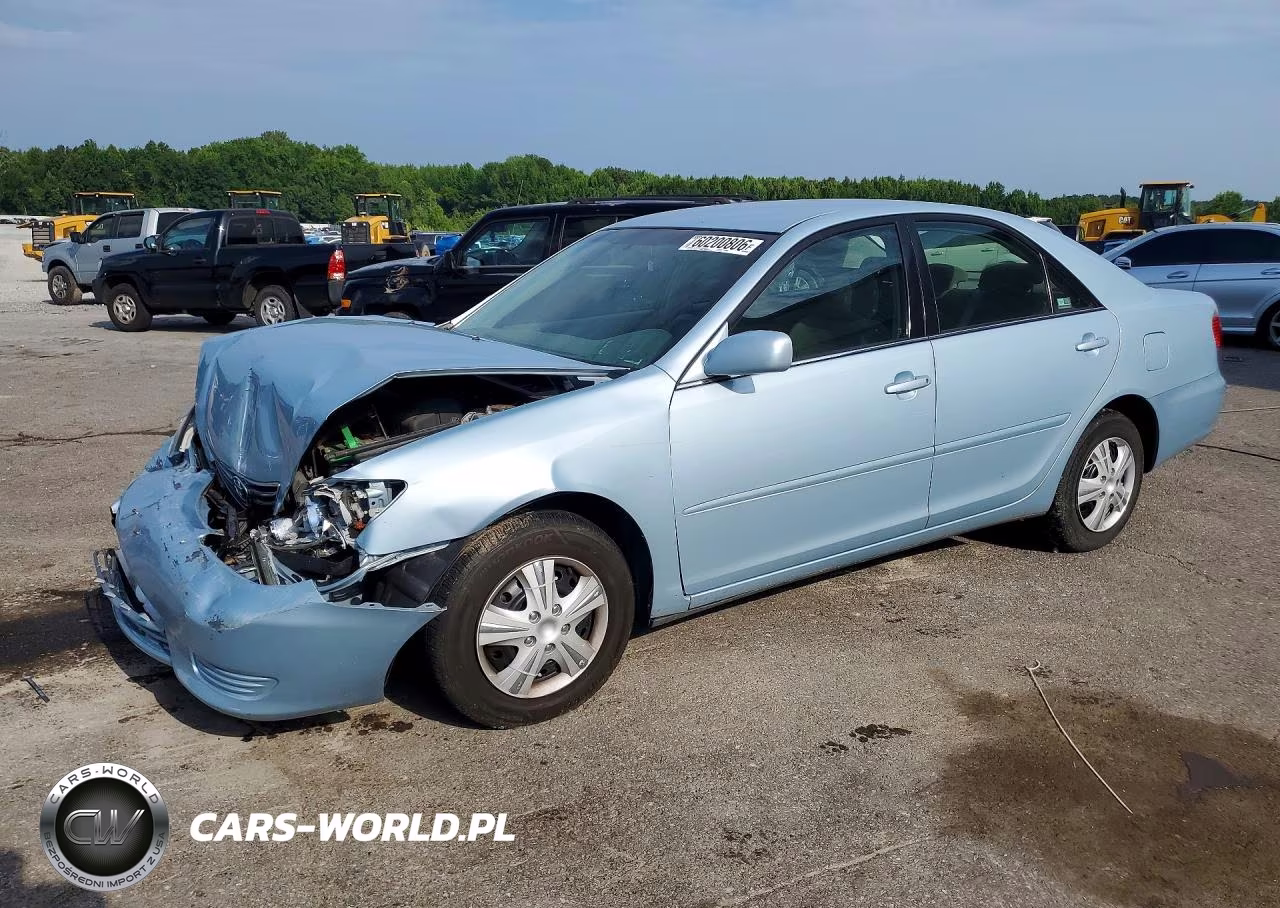 2005 Toyota Camry Le