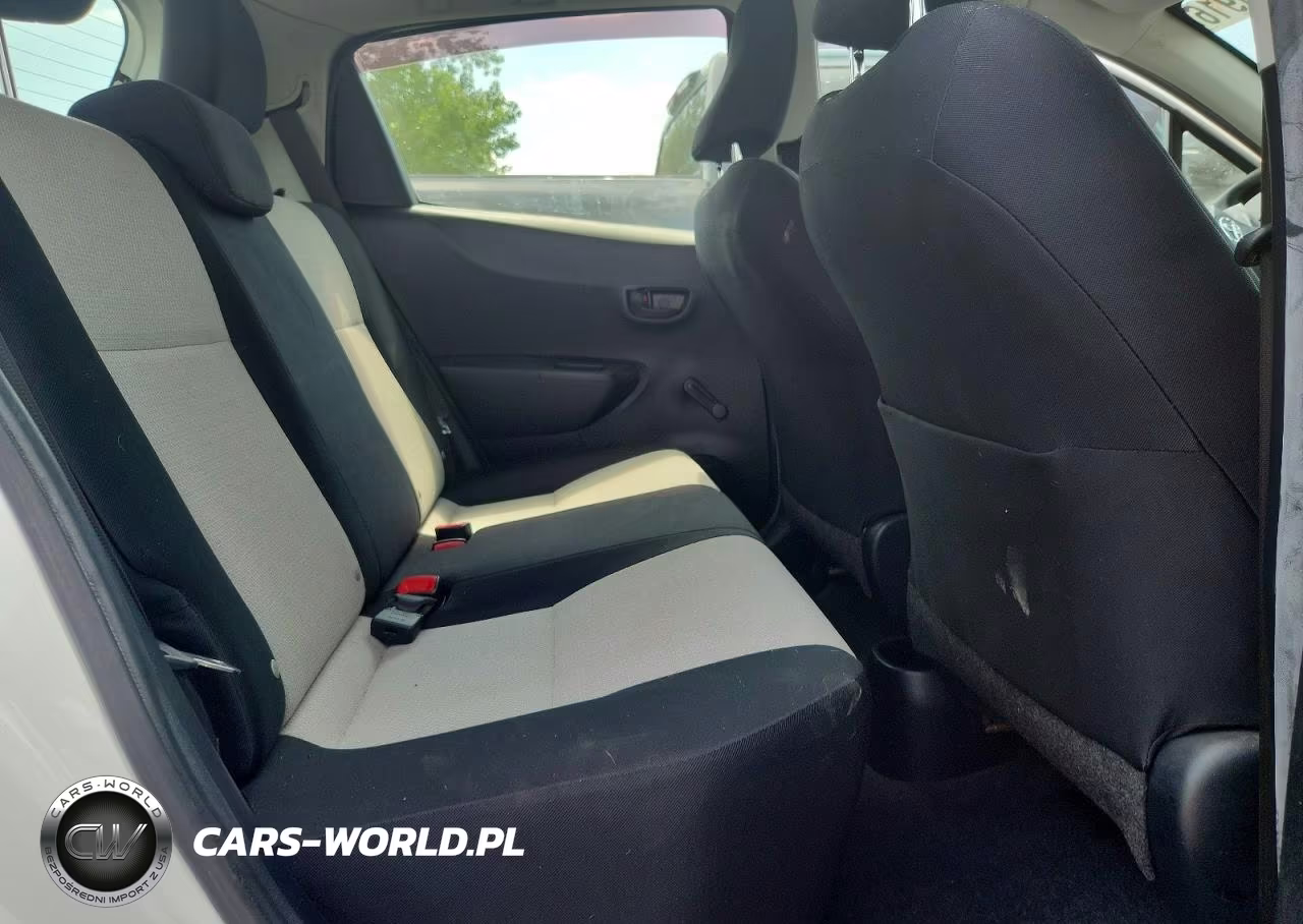 2012 Toyota Yaris 5-Door L VIN:JTDKTUD38CD541161 - 10