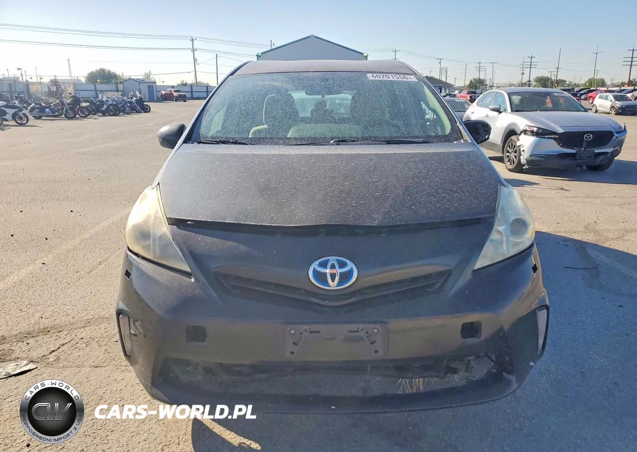 2013 Toyota Prius V Three VIN:JTDZN3EU6D3215912 - 5