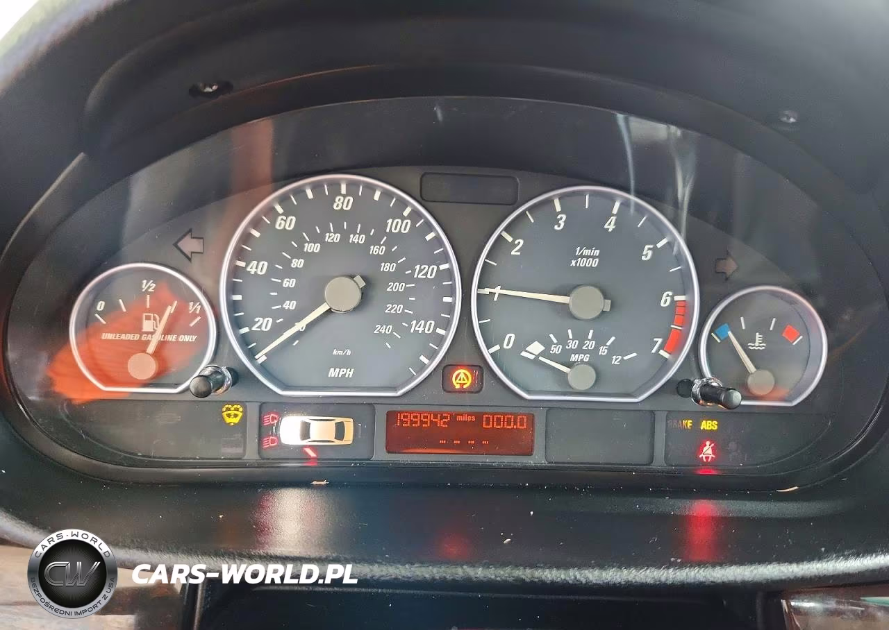 2002 BMW 325Ci VIN:WBABN334X2JW51706 - 9