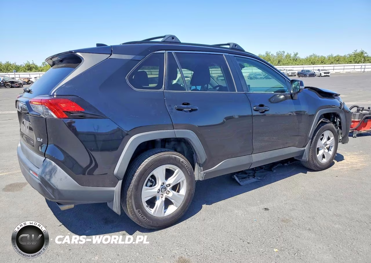 2020 Toyota Rav4 Xle VIN:2T3W1RFV7LW102815 - 3