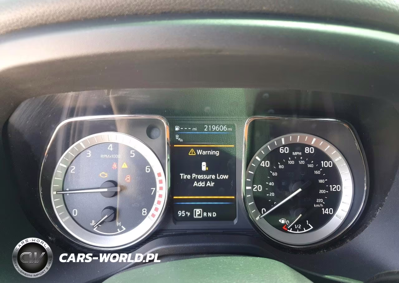 2019 Nissan Titan Sv VIN:1N6AA1E68KN535200 - 9