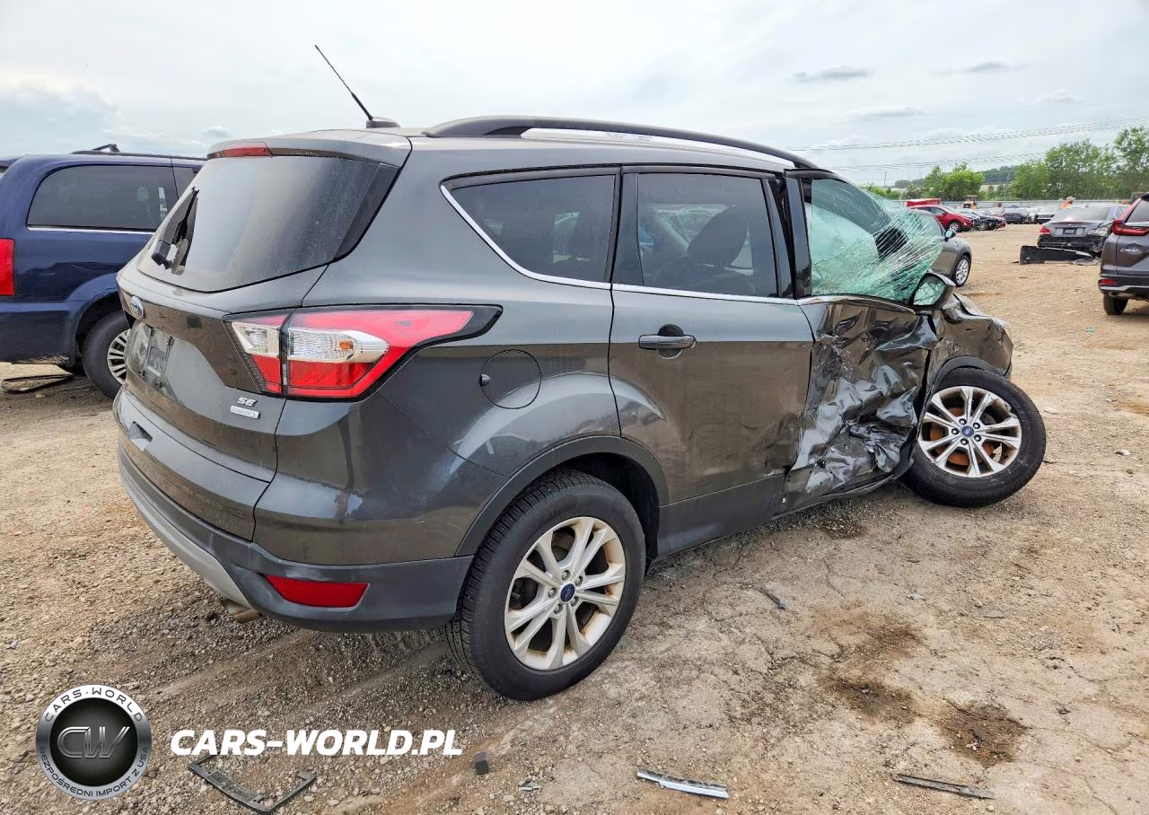 2018 Ford Escape Se VIN:1FMCU0GD2JUA80319 - 3