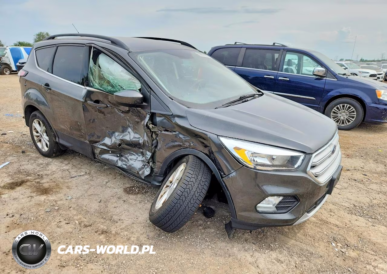 2018 Ford Escape Se VIN:1FMCU0GD2JUA80319 - 4