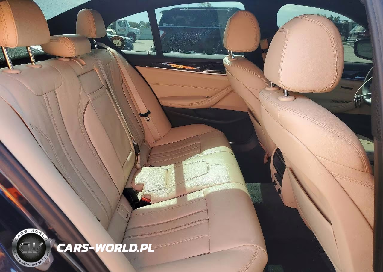 2018 BMW 530 I VIN:WBAJA5C59JWA36015 - 10
