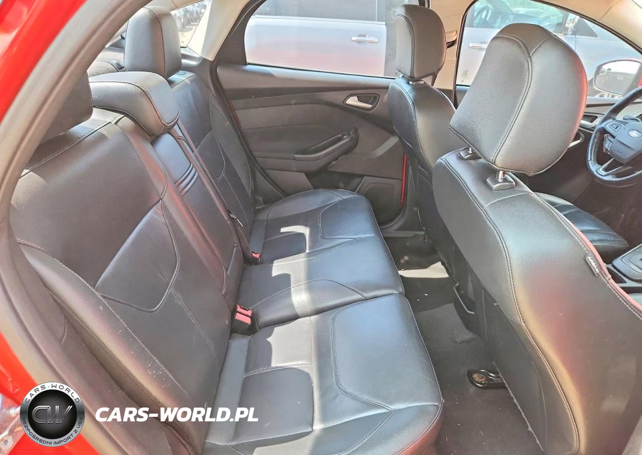 2015 Ford Focus Se VIN:1FADP3F21FL283237 - 10