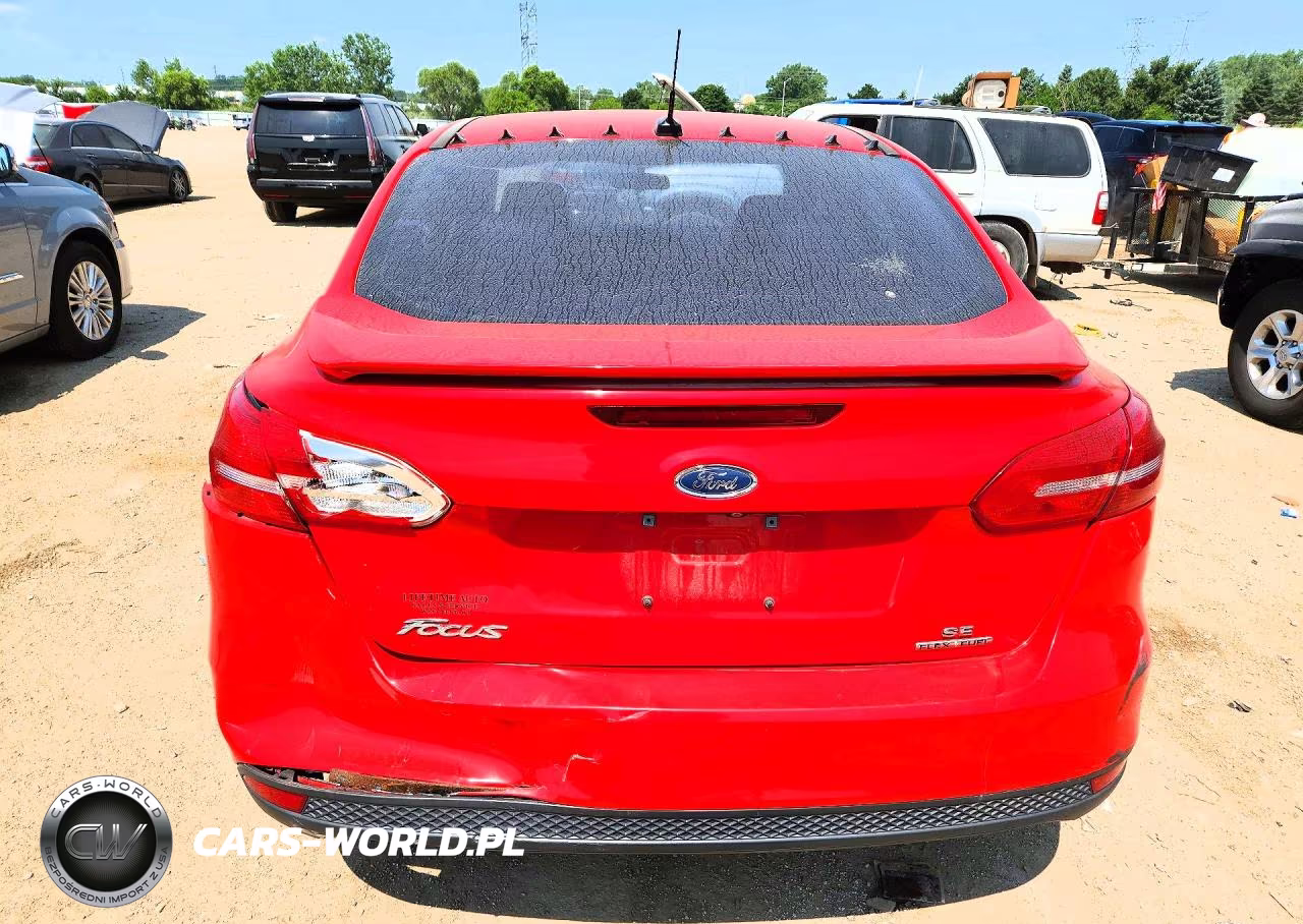 2015 Ford Focus Se VIN:1FADP3F21FL283237 - 6