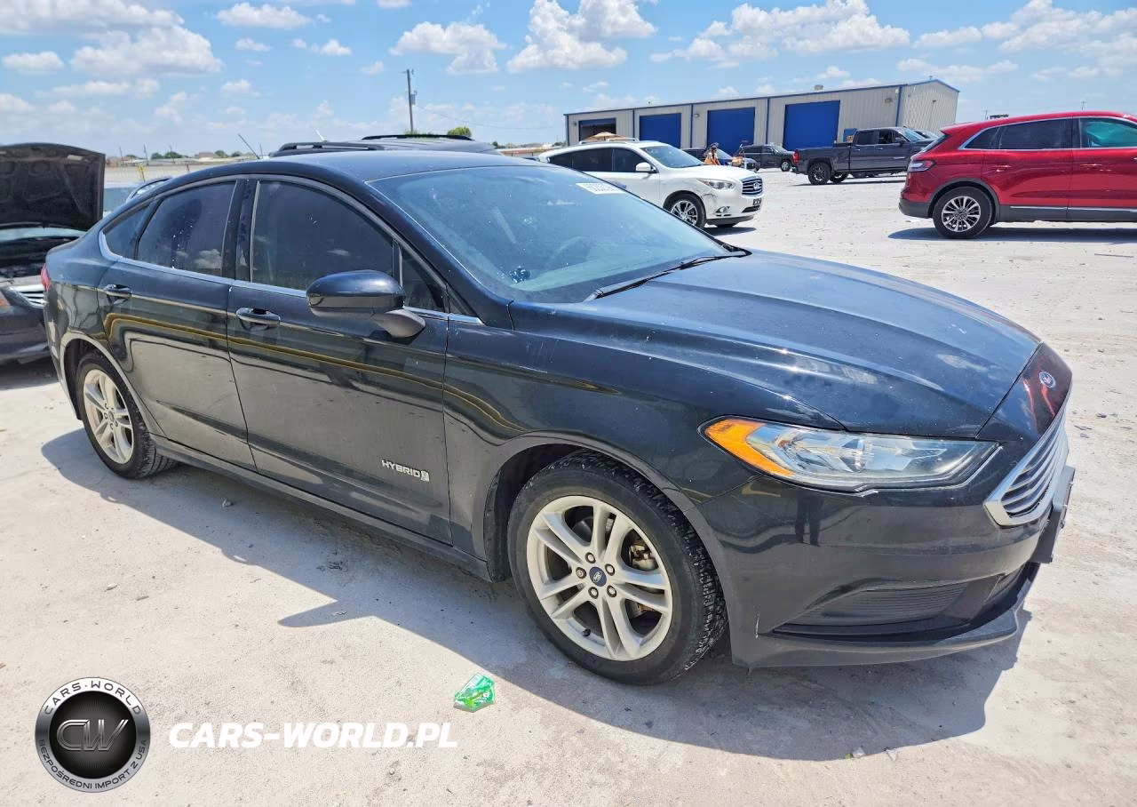 2018 Ford Fusion Se Hybrid VIN:3FA6P0LU0JR260037 - 4