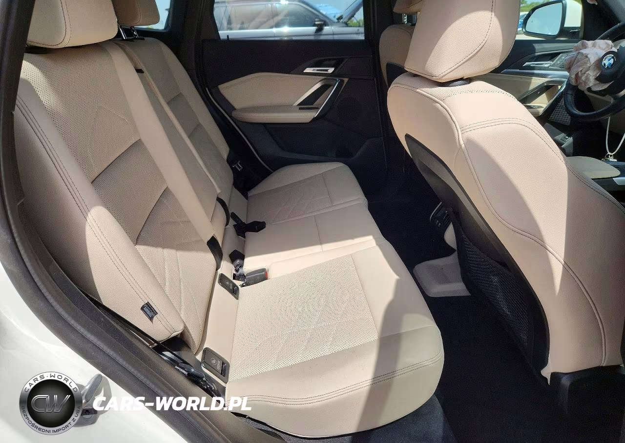 2023 BMW X1 xDrive28I VIN:WBX73EF00P5X03298 - 11