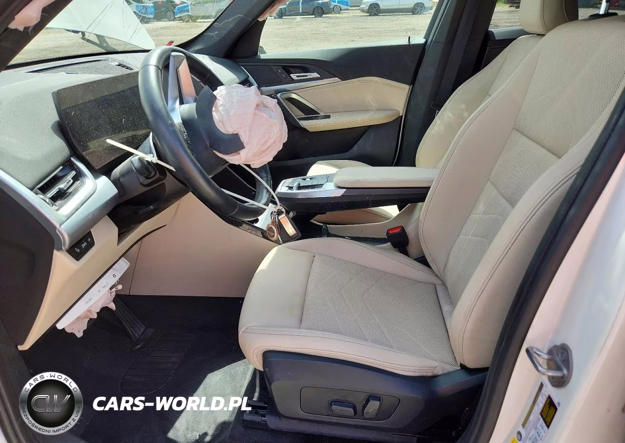 2023 BMW X1 xDrive28I VIN:WBX73EF00P5X03298 - 7