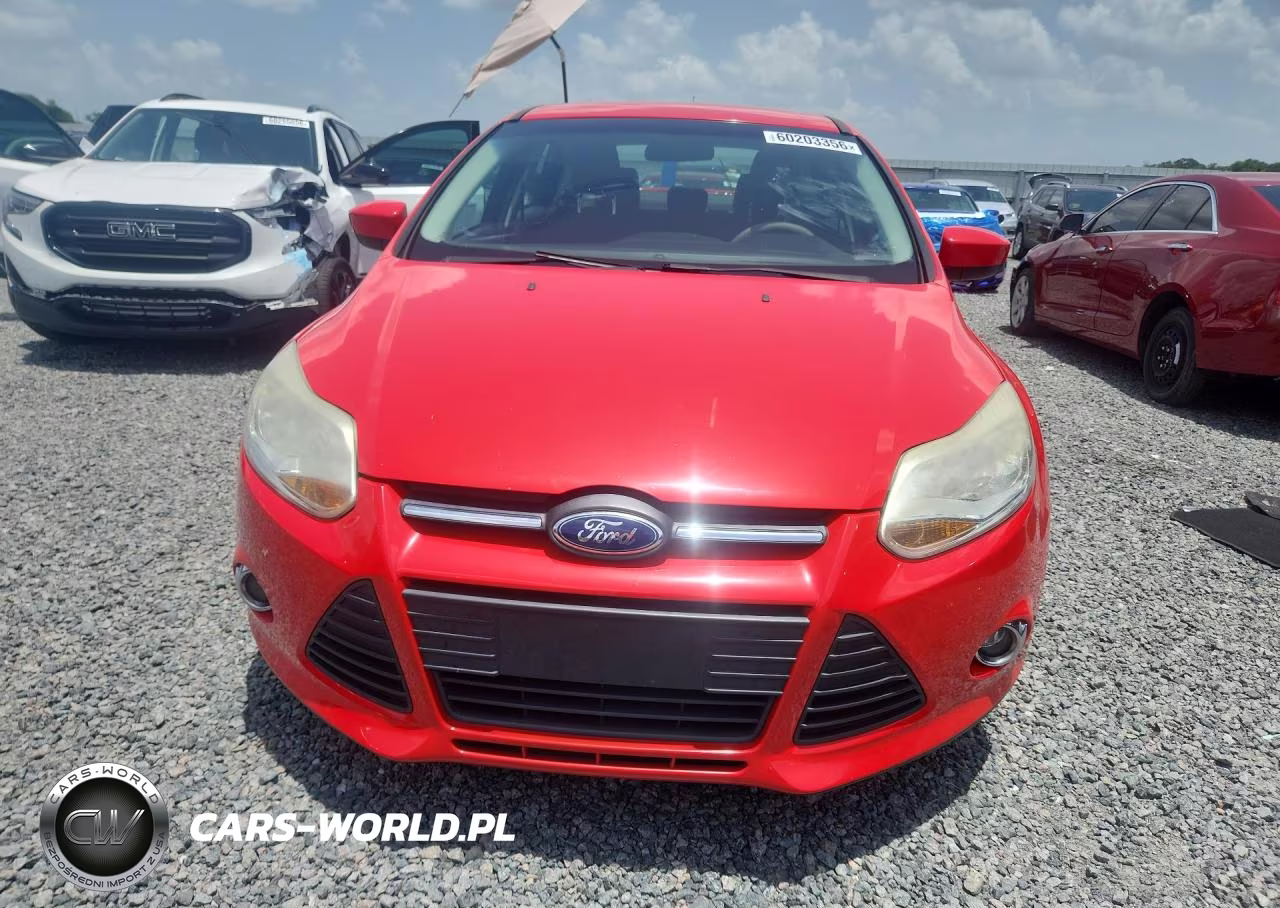 2012 Ford Focus Se VIN:1FAHP3F21CL282568 - 5