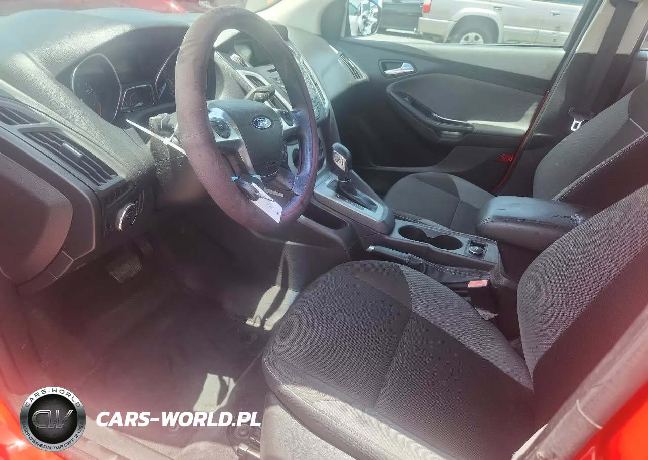 2012 Ford Focus Se VIN:1FAHP3F21CL282568 - 7